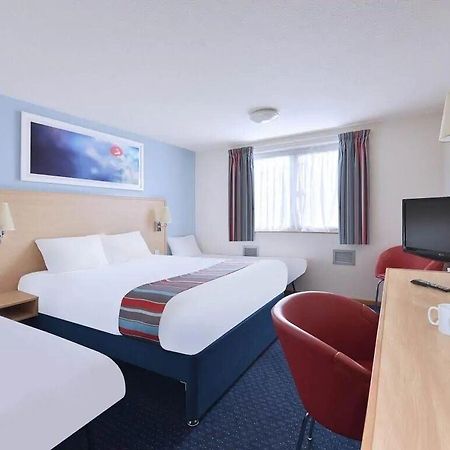 Travelodge London Docklands Екстериор снимка