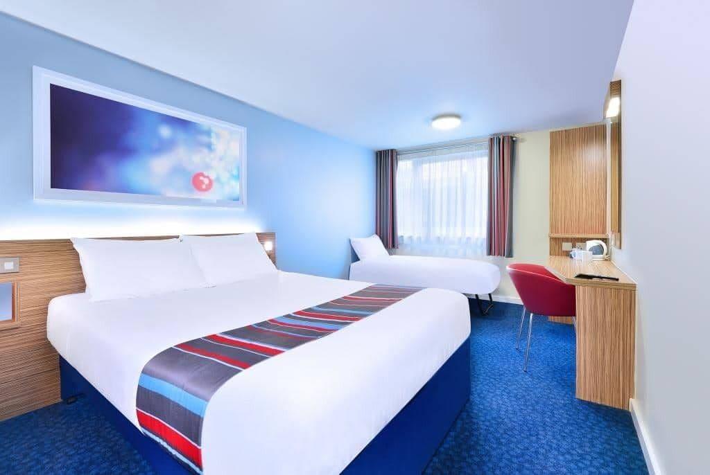 Travelodge London Docklands Екстериор снимка