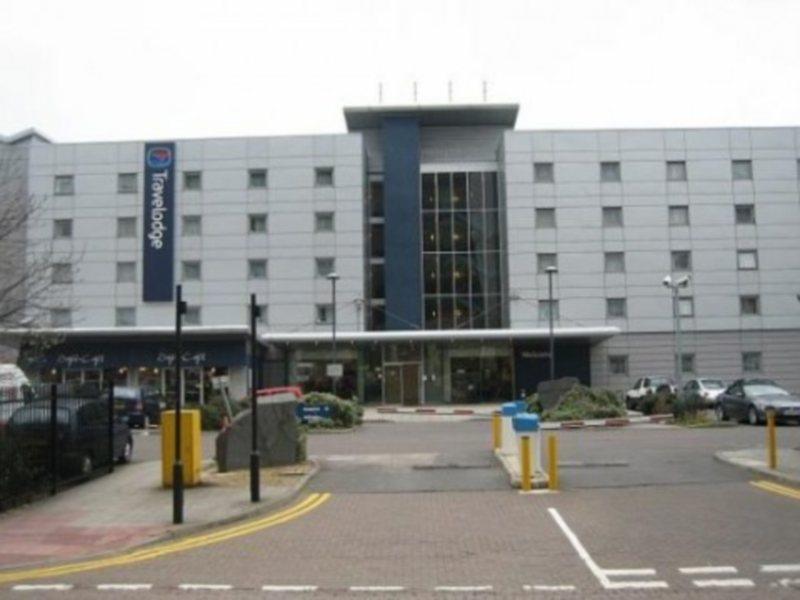 Travelodge London Docklands Екстериор снимка