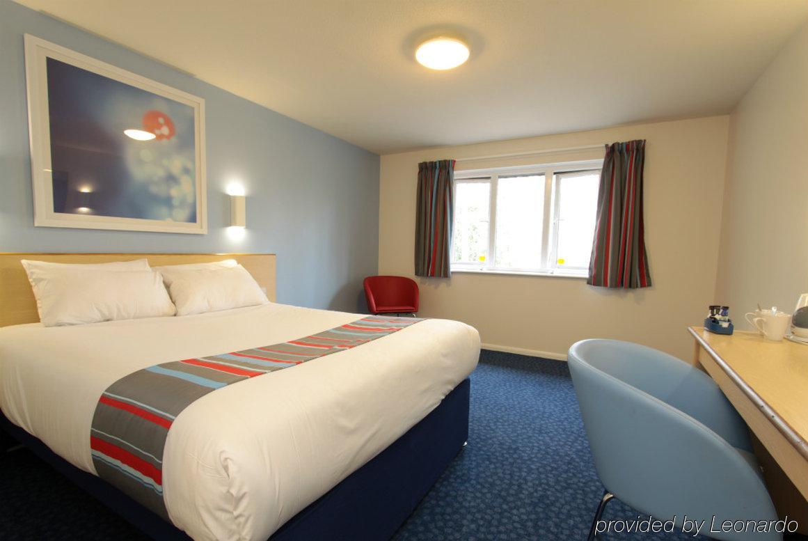Travelodge London Docklands Екстериор снимка