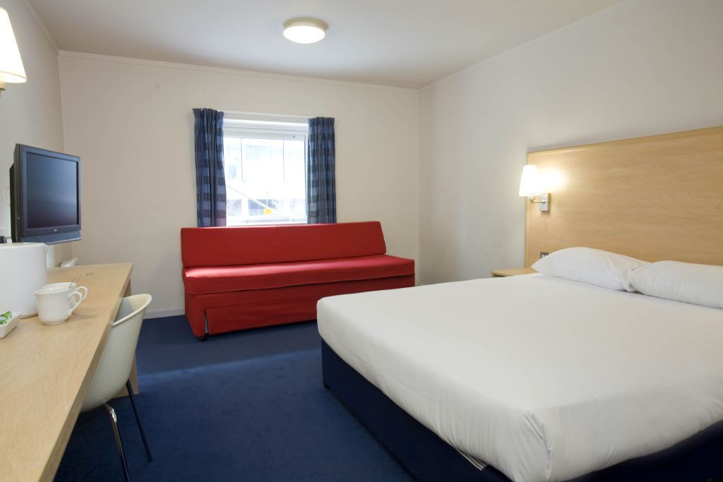 Travelodge London Docklands Екстериор снимка