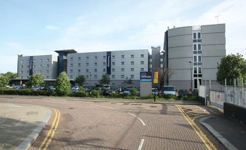 Travelodge London Docklands Екстериор снимка