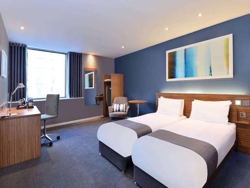 Travelodge London Docklands Стая снимка