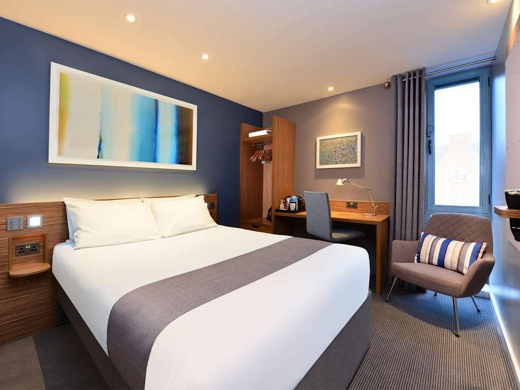 Travelodge London Docklands Стая снимка