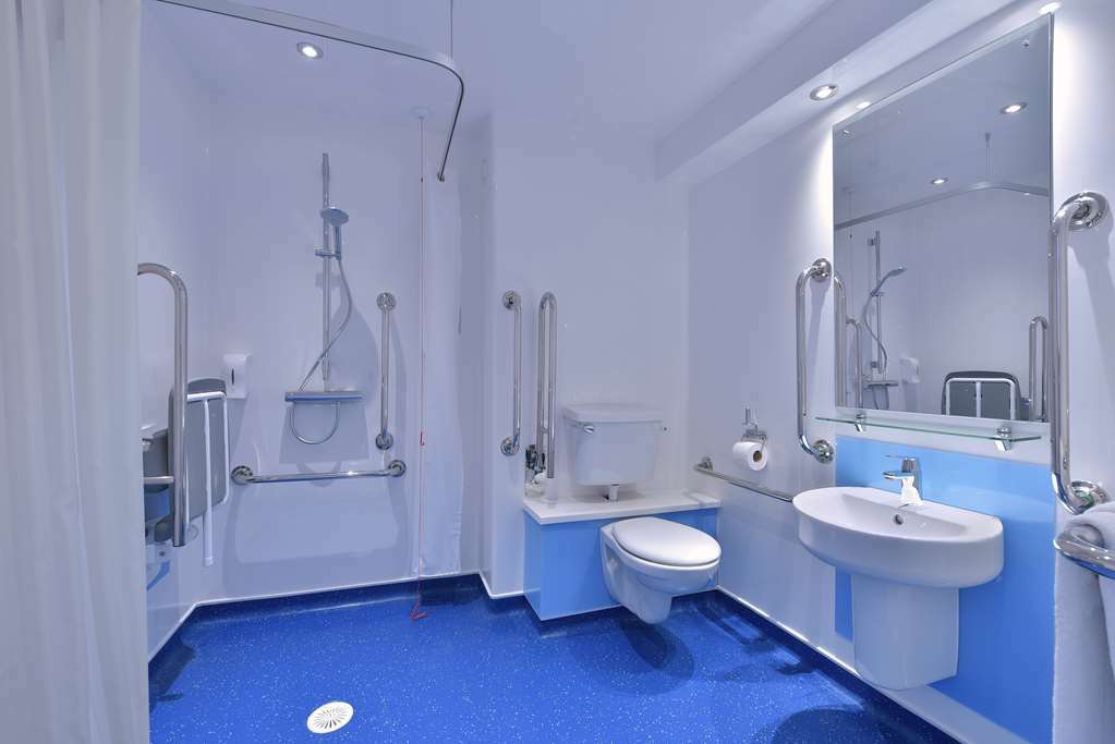 Travelodge London Docklands Стая снимка