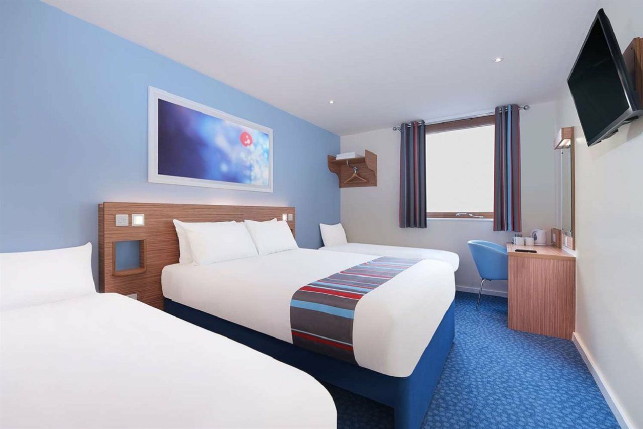 Travelodge London Docklands Екстериор снимка